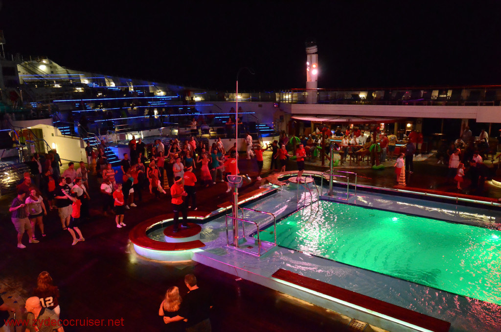 199: Carnival Conquest, Roatan, Deck party, 