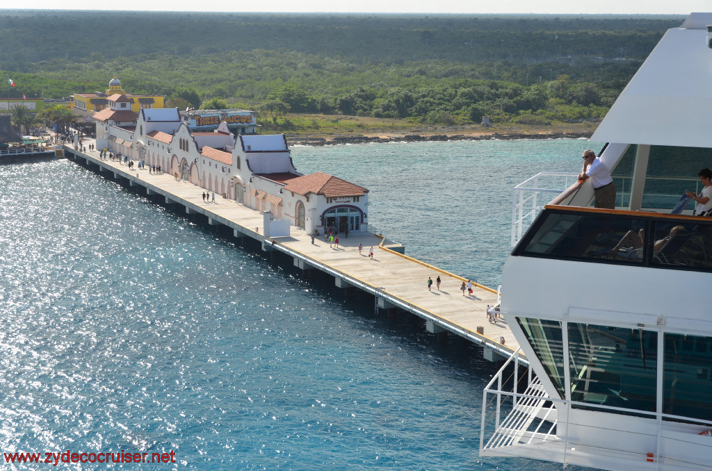 003: Carnival Conquest, Cozumel, Puerta Maya, 