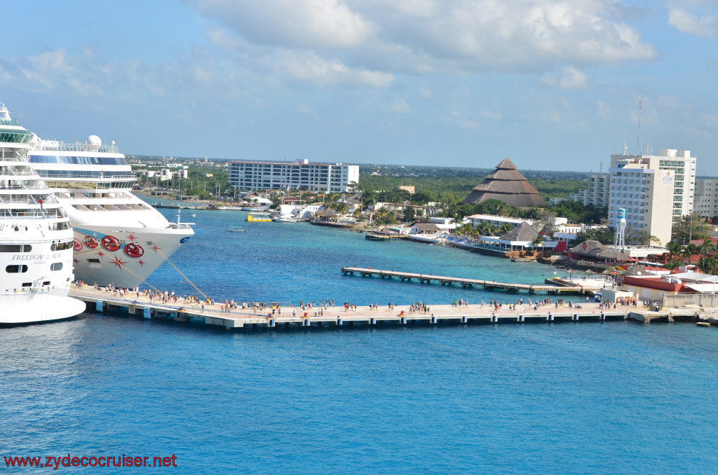 007: Carnival Conquest, Cozumel, International Pier, 