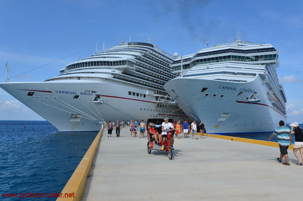 011: Carnival Conquest, Cozumel, Puerta Maya, Carnival Magic and Carnival Conquest, 