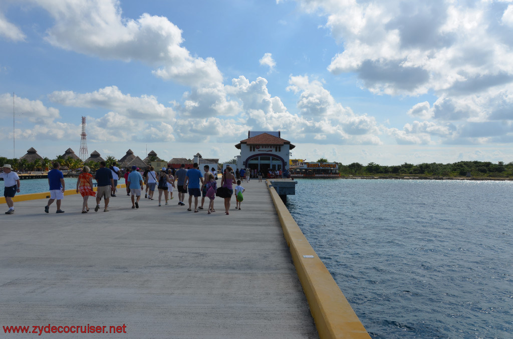 012: Carnival Conquest, Cozumel, Puerta Maya, 