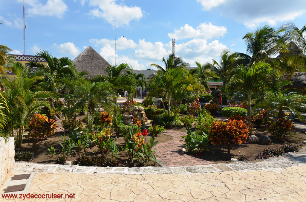 020: Carnival Conquest, Cozumel, Puerta Maya, 