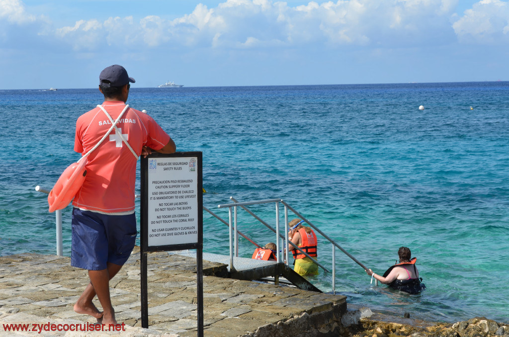 084: Carnival Conquest, Cozumel, Chankanaab, Lifeguard, 