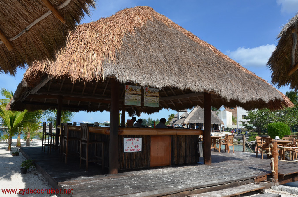 088: Carnival Conquest, Cozumel, Chankanaab, Bar, 