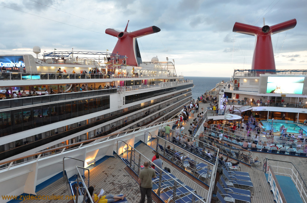 459: Carnival Conquest, Cozumel, Carnival Magic next to Carnival Conquest, 