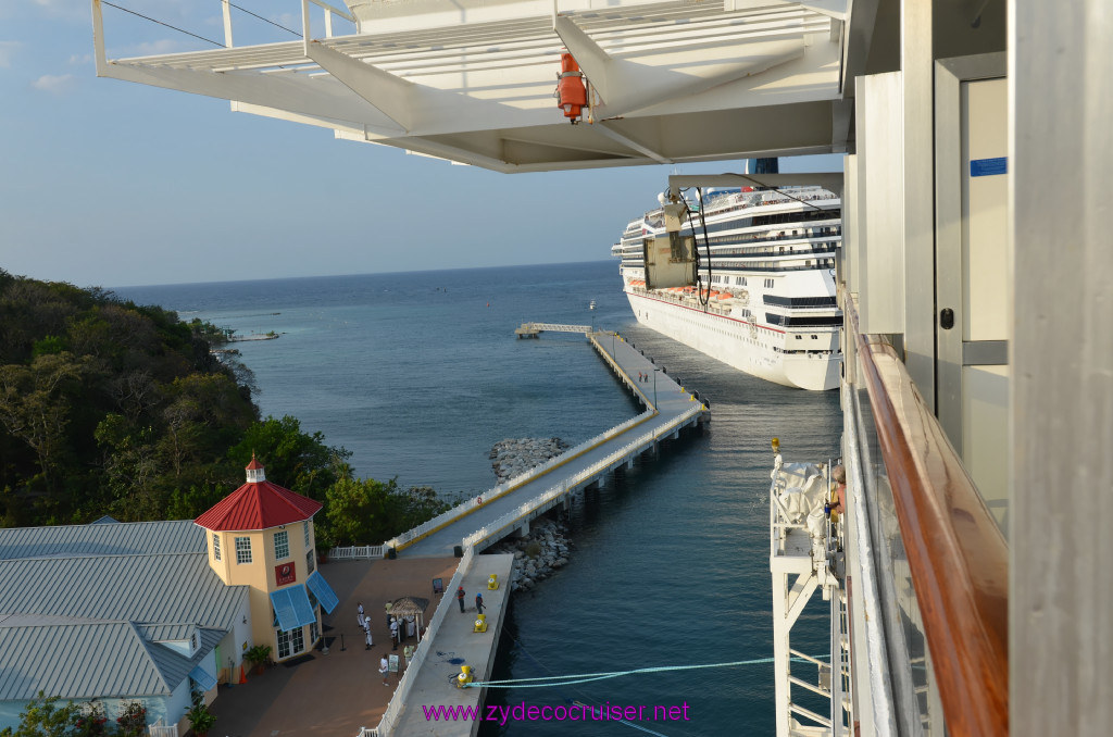 075: Carnival Conquest Cruise, Roatan, 