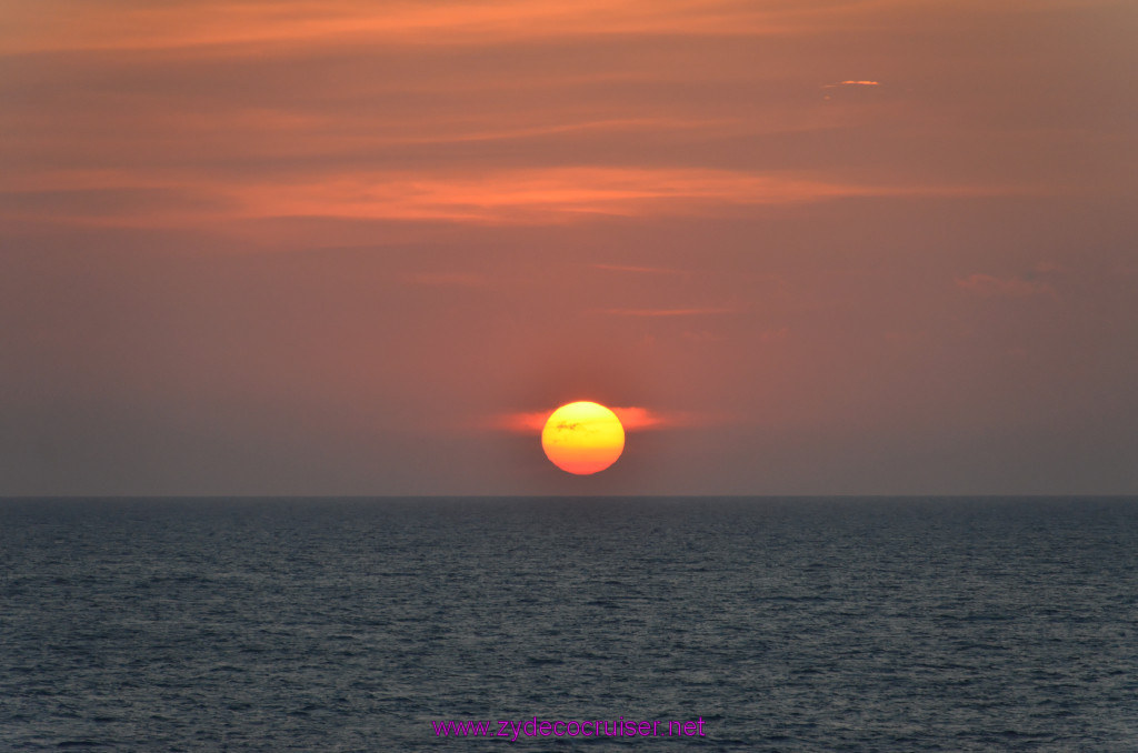 309: Carnival Conquest Cruise, Roatan, 