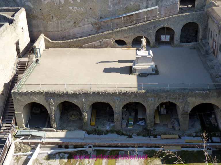 3417: Carnival Dream - Naples - Herculaneum