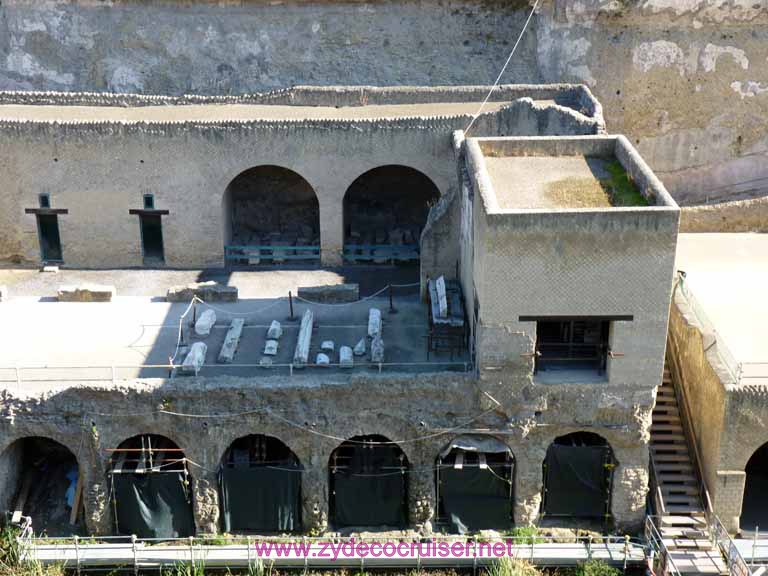 3418: Carnival Dream - Naples - Herculaneum