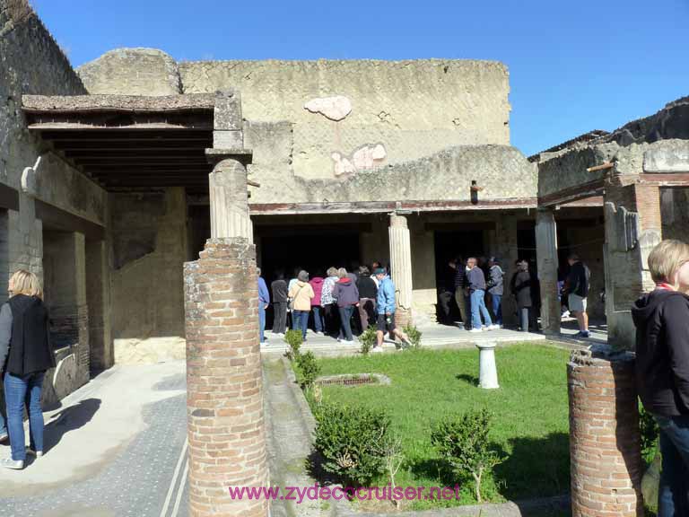 3522: Carnival Dream - Naples - Herculaneum