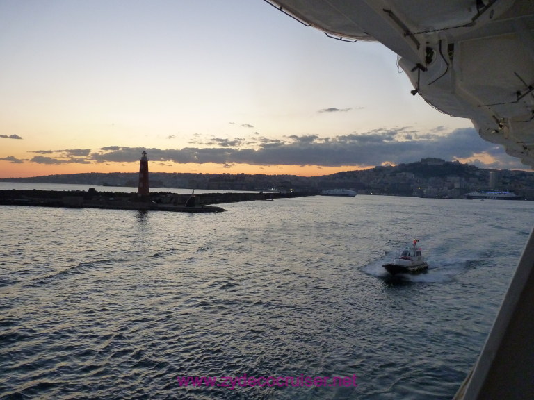 3672: Carnival Dream Leaving Naples