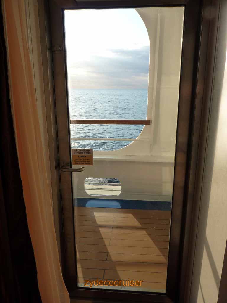 047: Carnival Dream Cove Balcony: 