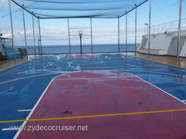 3710: Carnival Dream - Dream Team Basketball Court