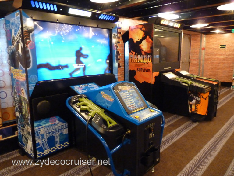 3893: Carnival Dream - The Warehouse Arcade