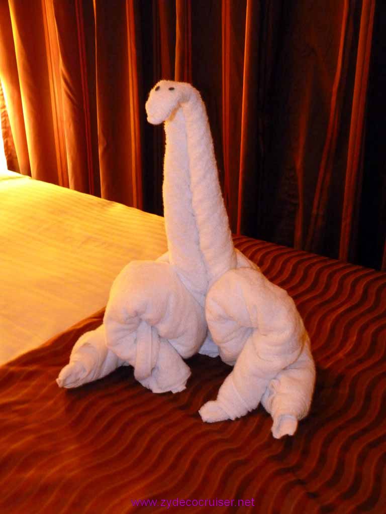 4985: Carnival Dream - Dubrovnik, Croatia - Towel Animal