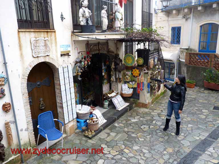 5105: Our tour guide, Castelmola, Sicily