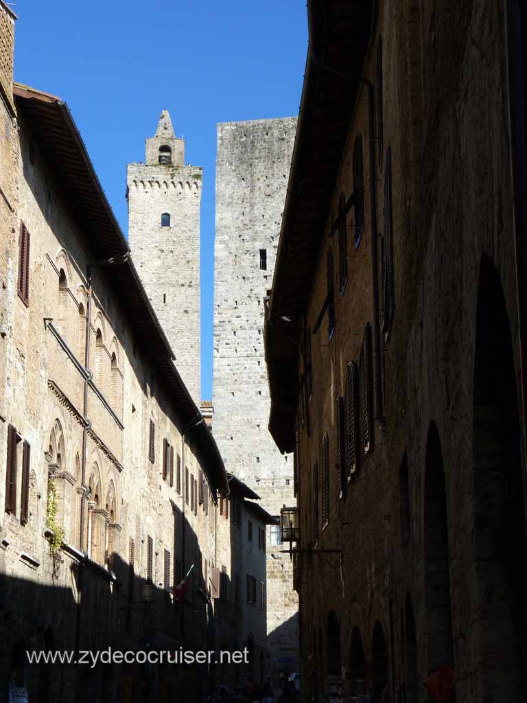 6413: Carnival Dream, Livorno - Beautiful Tuscany - San Gimignano