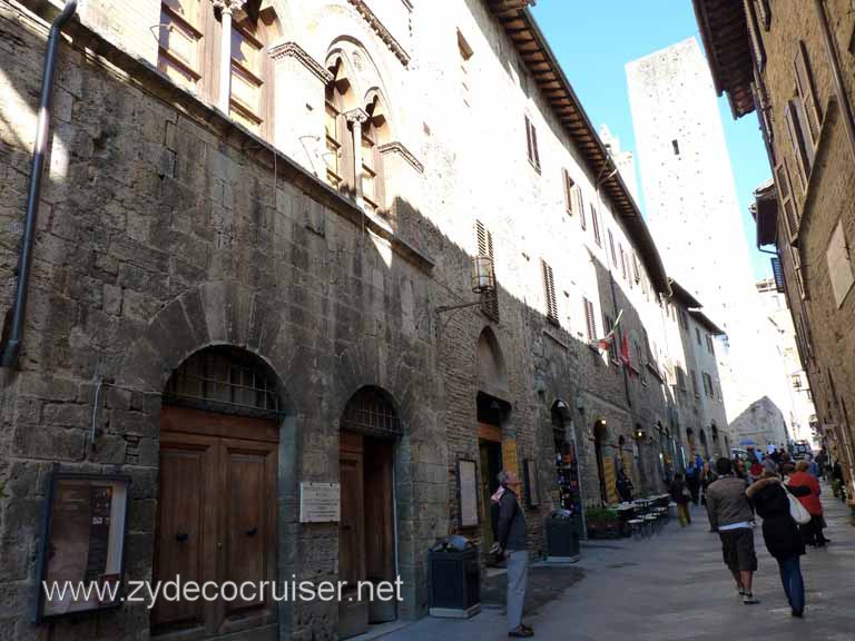 6414: Carnival Dream, Livorno - Beautiful Tuscany - San Gimignano