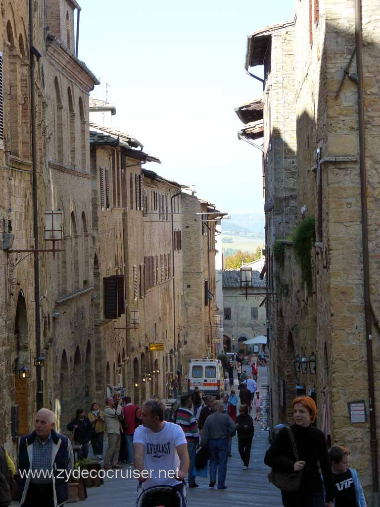 6461: Carnival Dream, Livorno - Beautiful Tuscany - San Gimignano