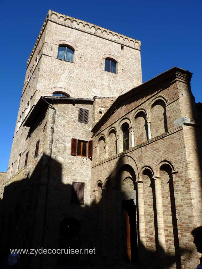 6464: Carnival Dream, Livorno - Beautiful Tuscany - San Gimignano