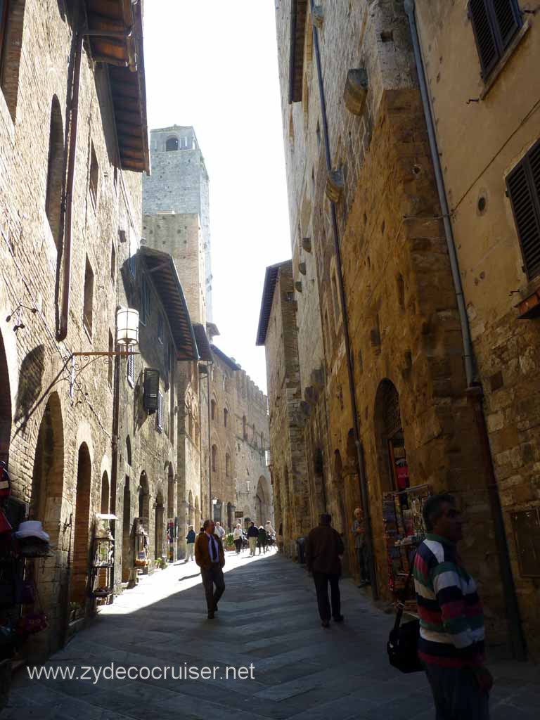 6473: Carnival Dream, Livorno - Beautiful Tuscany - San Gimignano