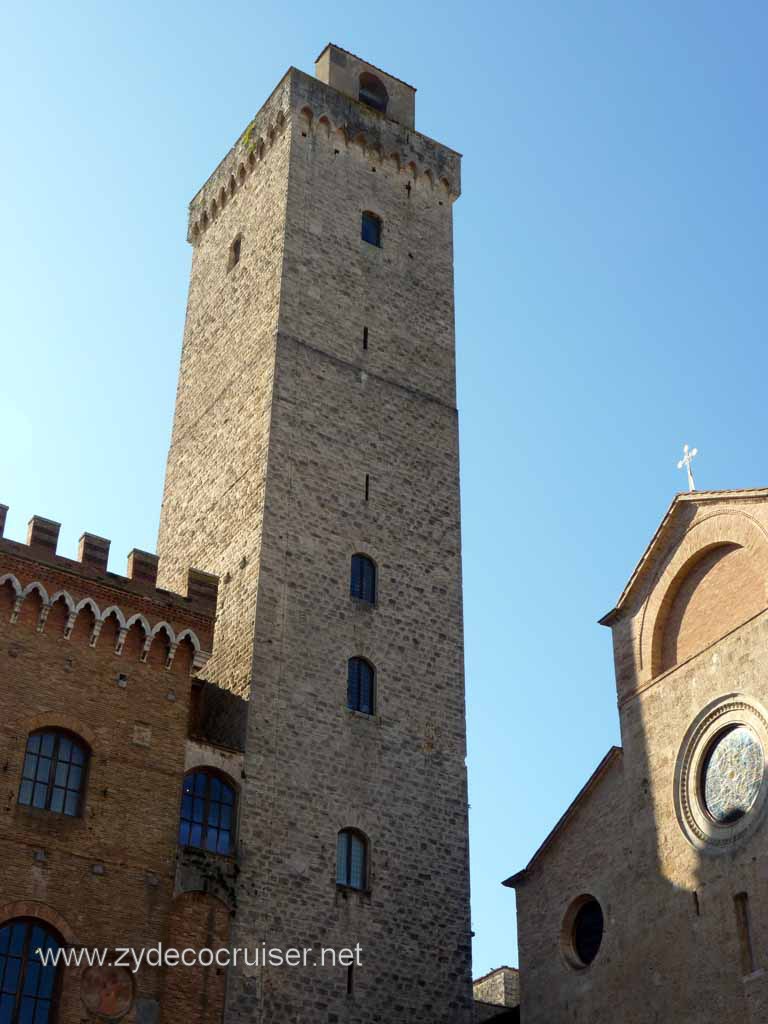 6476: Carnival Dream, Livorno - Beautiful Tuscany - San Gimignano