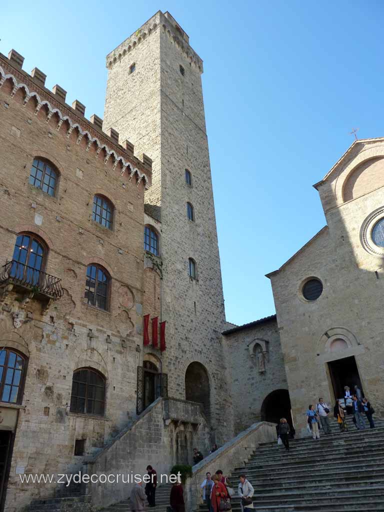 6482: Carnival Dream, Livorno - Beautiful Tuscany - San Gimignano