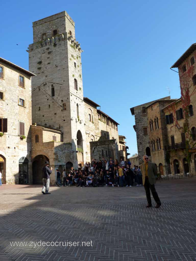 6485: Carnival Dream, Livorno - Beautiful Tuscany - San Gimignano