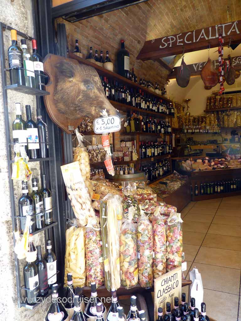 6505: Carnival Dream, Livorno - Beautiful Tuscany - San Gimignano - Wild Boar Salame