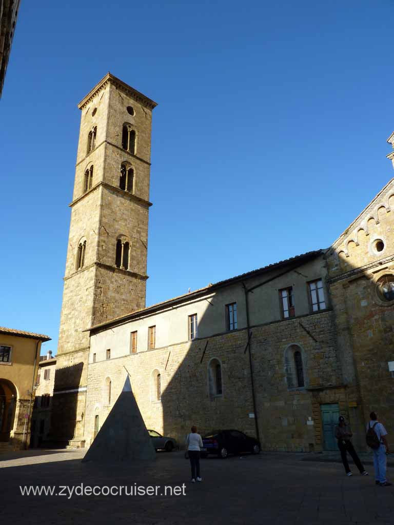 6647: Carnival Dream, Livorno - Beautiful Tuscany - Volterra