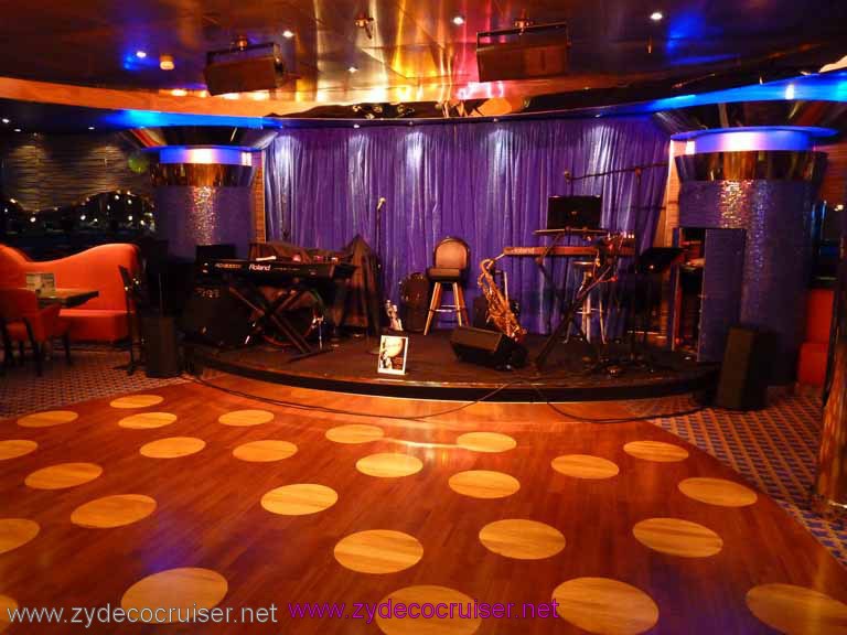 0482: Carnival Dream, Transatlantic Cruise, Barcelona - Carnival Dream at Night, Ocean Plaza Stage