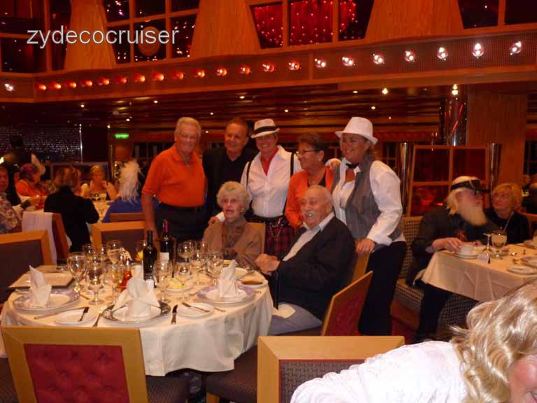 0901: Carnival Dream, Halloween 2009, 