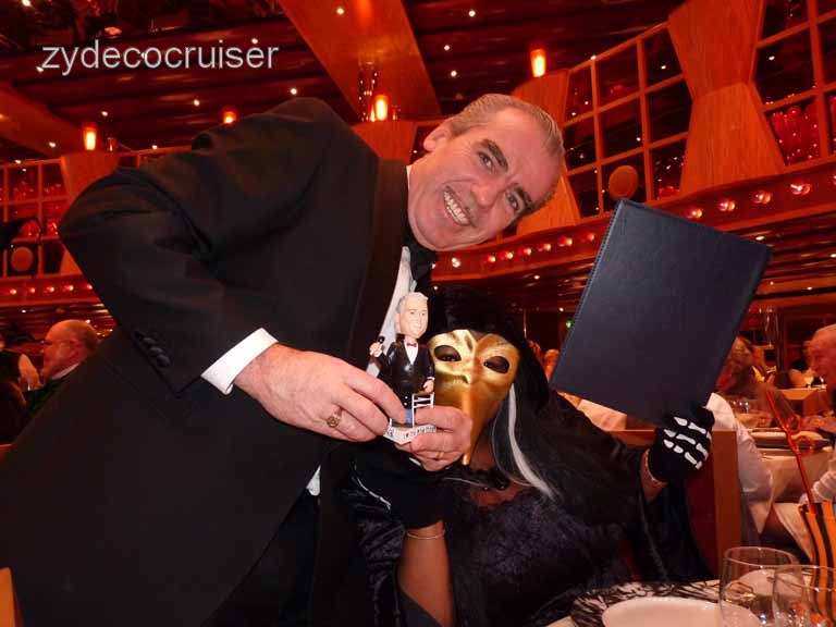 0912: Carnival Dream, Halloween 2009, Ken, BobbleHeald, and Linda