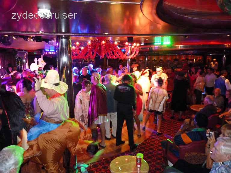0941: Carnival Dream, Halloween 2009, 