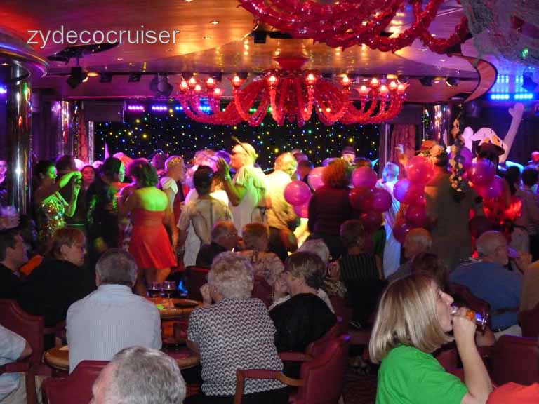 0946: Carnival Dream, Halloween 2009, 