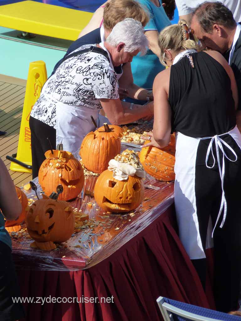 0814: Carnival Dream, Transatlantic, Pumpkin Carving