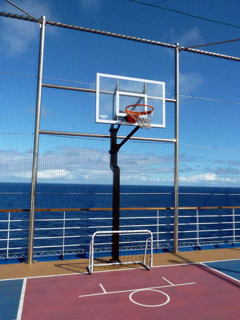 1846: Carnival Dream, Transatlantic Cruise, Dream Team Basketball Court