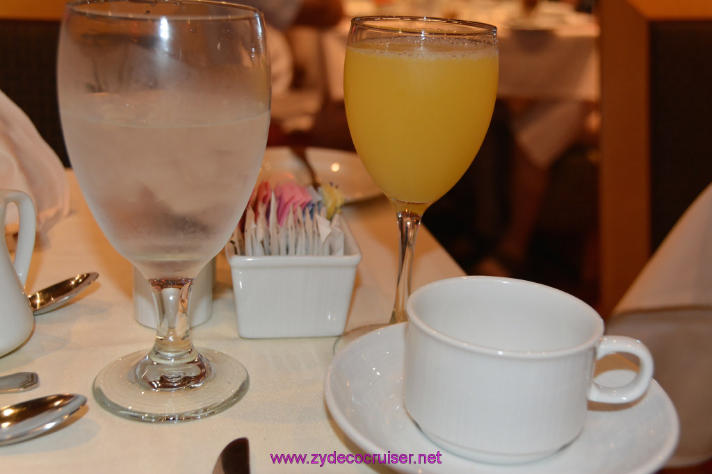 Carnival Dream, Seaday Brunch, Pineapple Juice, 