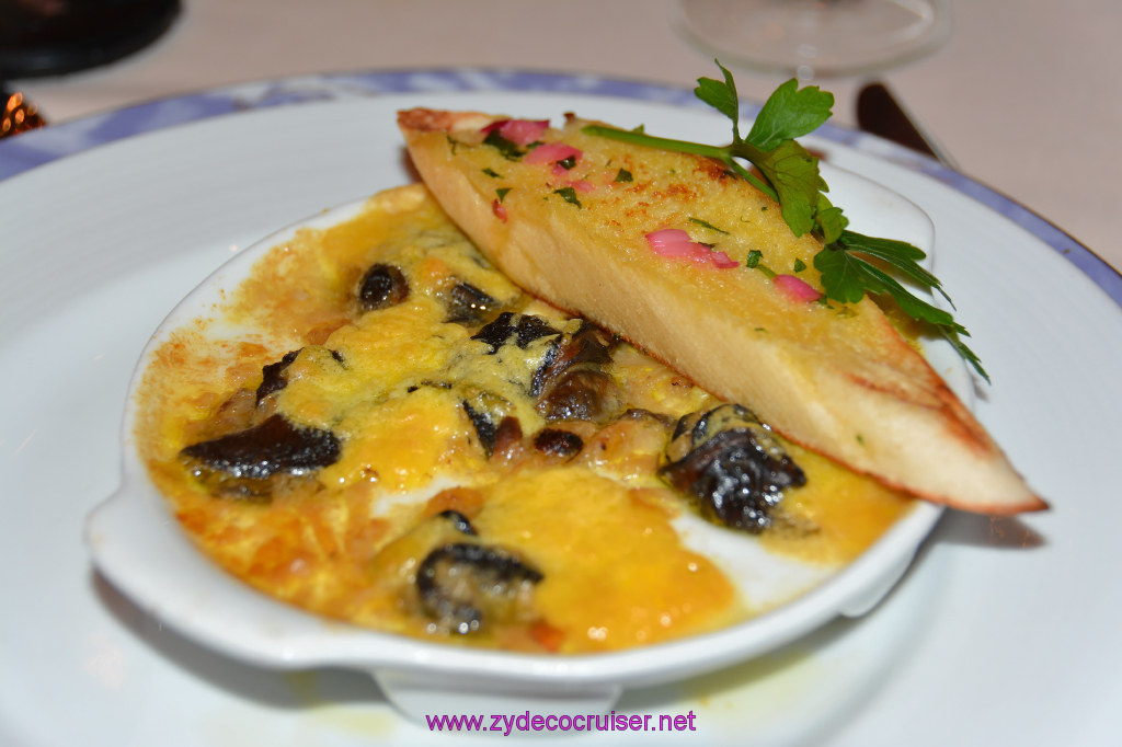 Carnival Dream, MDR Dinner 8, Escargots