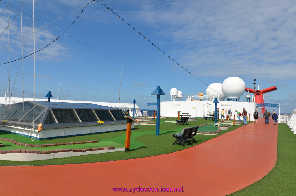 105: Carnival Elation, Fun Day at Sea 1, Jogging Track, Mini Golf, 