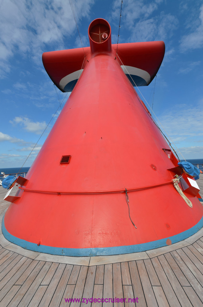 125: Carnival Elation, Fun Day at Sea 1, Funnel, 