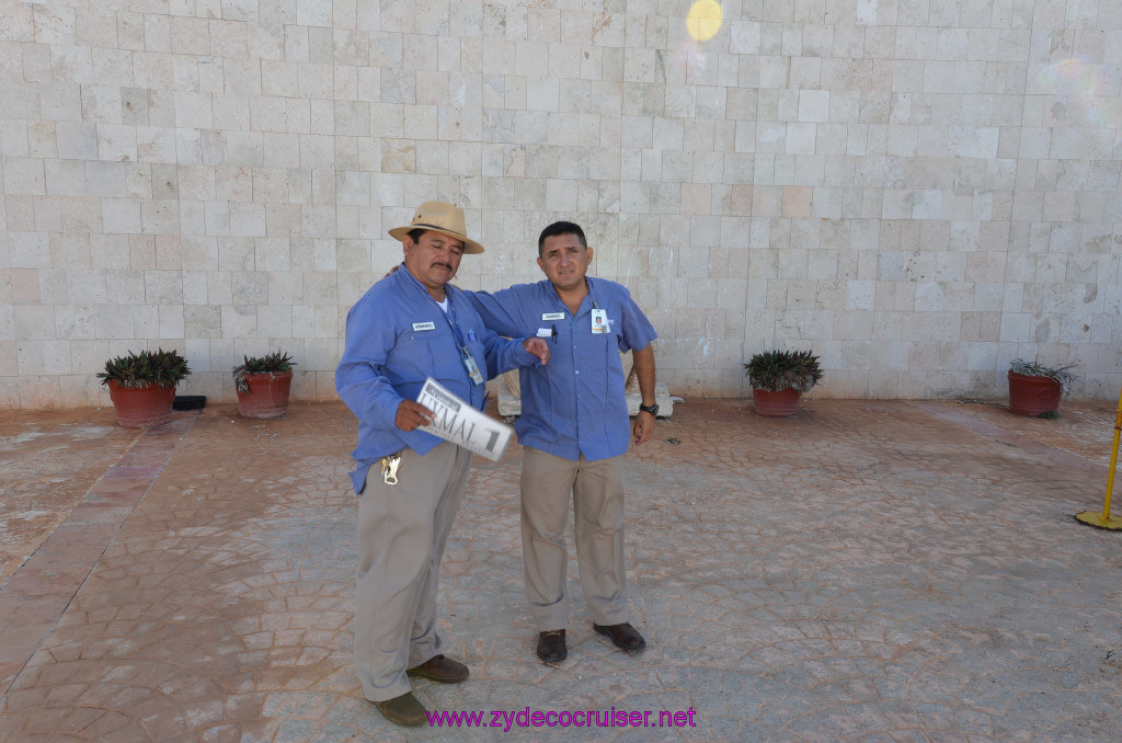 011: Carnival Elation, Progreso, Uxmal, 