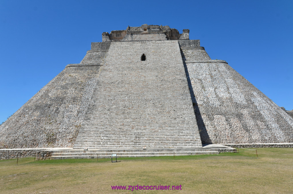 073: Carnival Elation, Progreso, Uxmal, Magician Pyramid