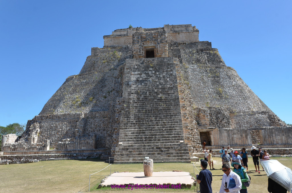 143: Carnival Elation, Progreso, Uxmal, 