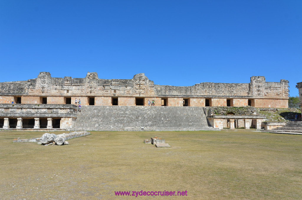 157: Carnival Elation, Progreso, Uxmal, 