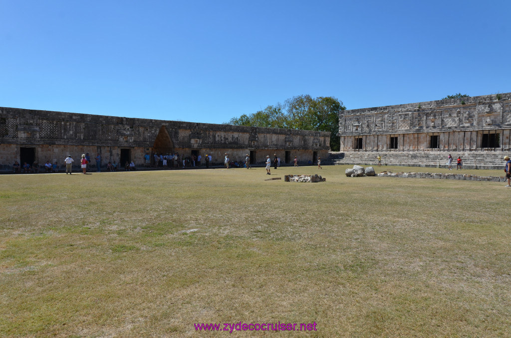 176: Carnival Elation, Progreso, Uxmal, 