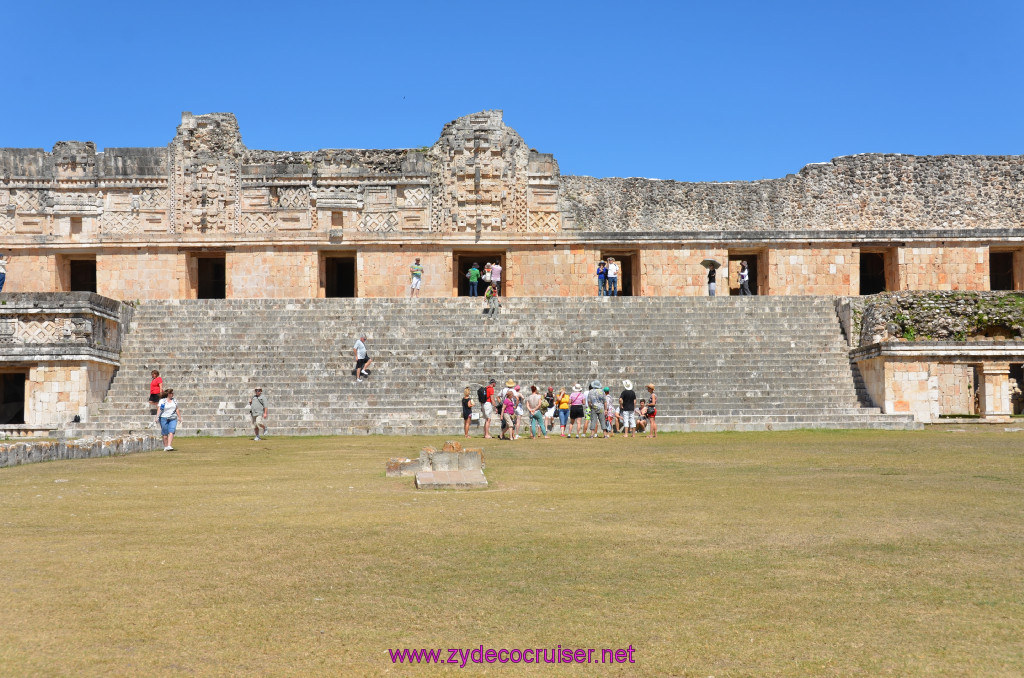 185: Carnival Elation, Progreso, Uxmal, 