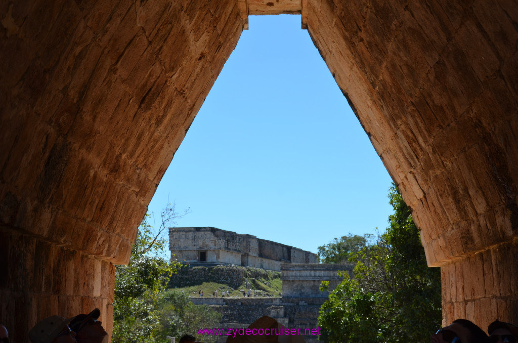 190: Carnival Elation, Progreso, Uxmal, 