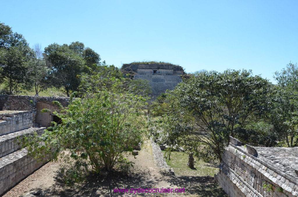 225: Carnival Elation, Progreso, Uxmal, 