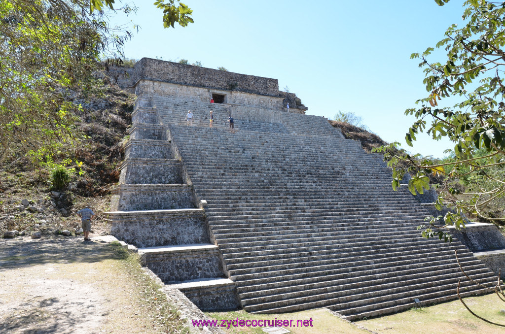 236: Carnival Elation, Progreso, Uxmal, 